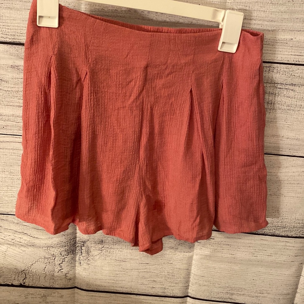 Active USA pink dress shorts medium